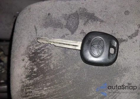 2005 Toyota Corolla Le z USA, uszkodzony, nr VIN 2T1BR32E95C552392